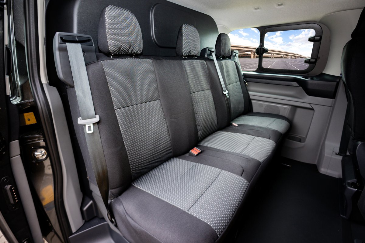Pokrowce do Ford Transit Custom II od 2024 - 3 miejsca DRUGI RZĄD | Seria LUX
