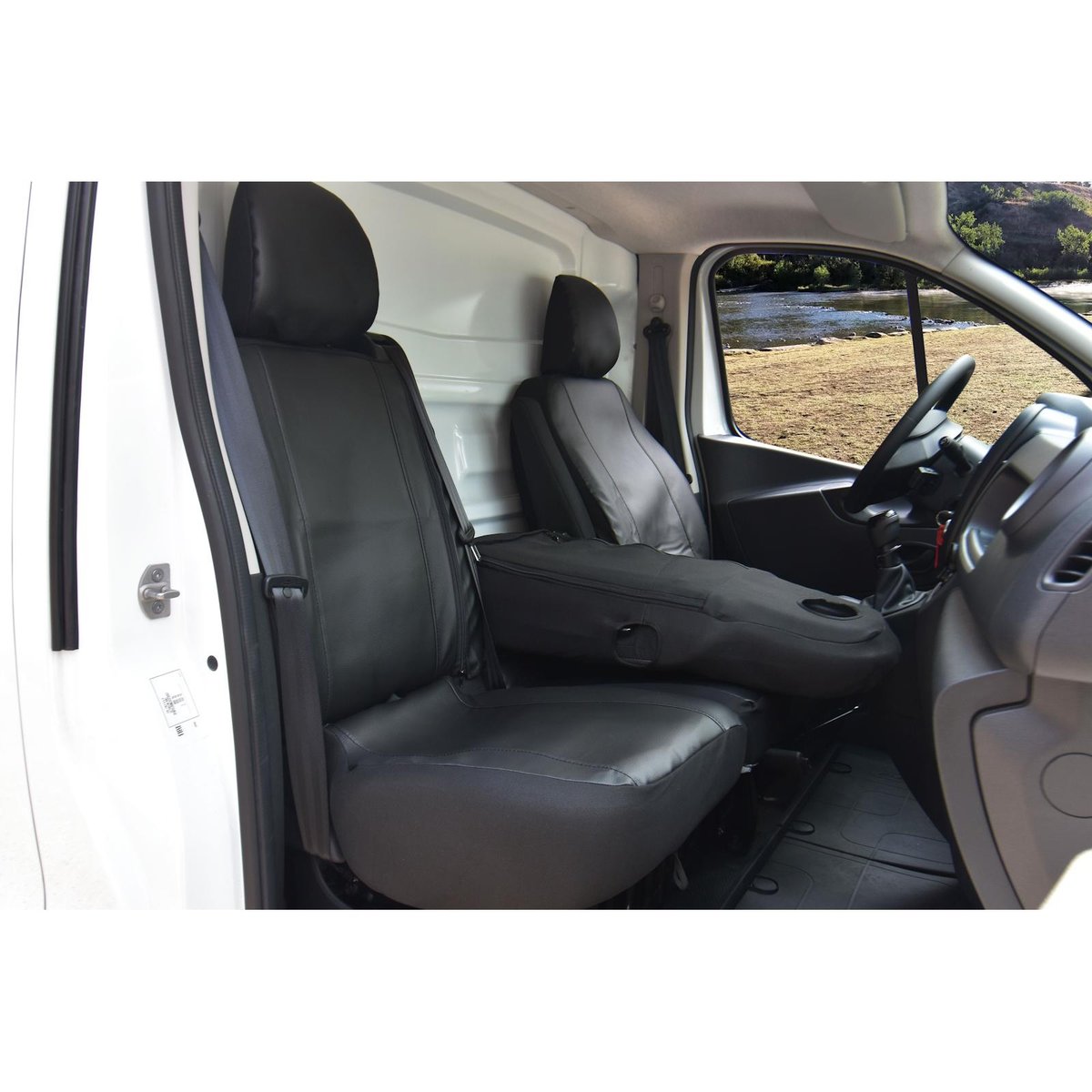 Pokrowce do Opel Vivaro od 2014 do 2022 - 3 miejsca | Seria VIP PLUS