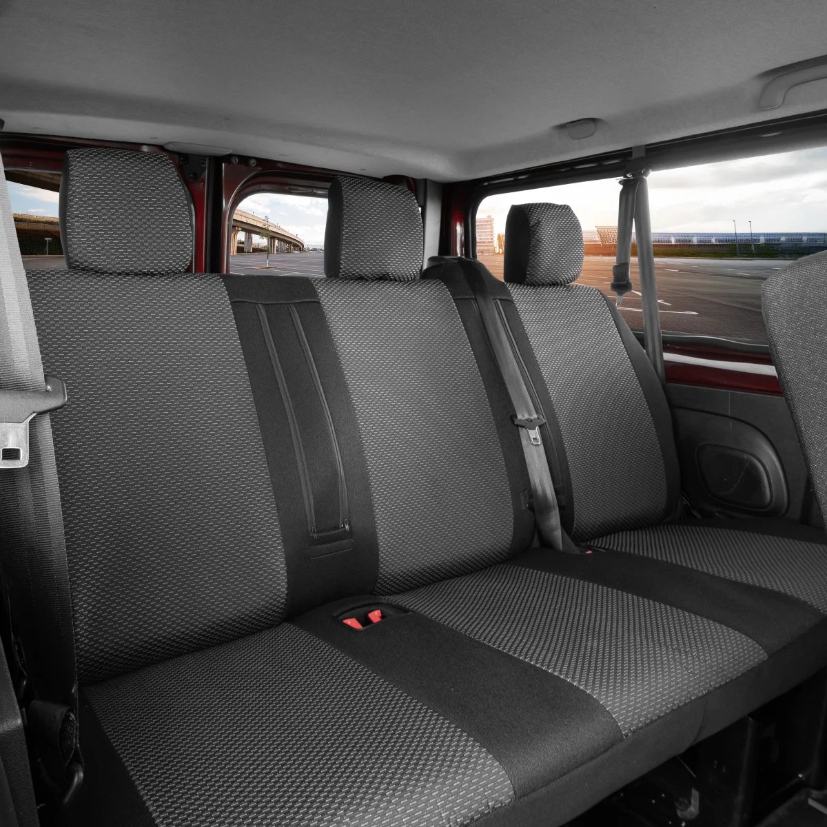 Pokrowce do Renault Trafic FACELIFT od 2021 - 3 miejsca 3 RZĄD SIEDZEŃ | Seria LUX